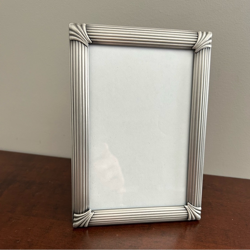 Elegant Silver Photo Frame